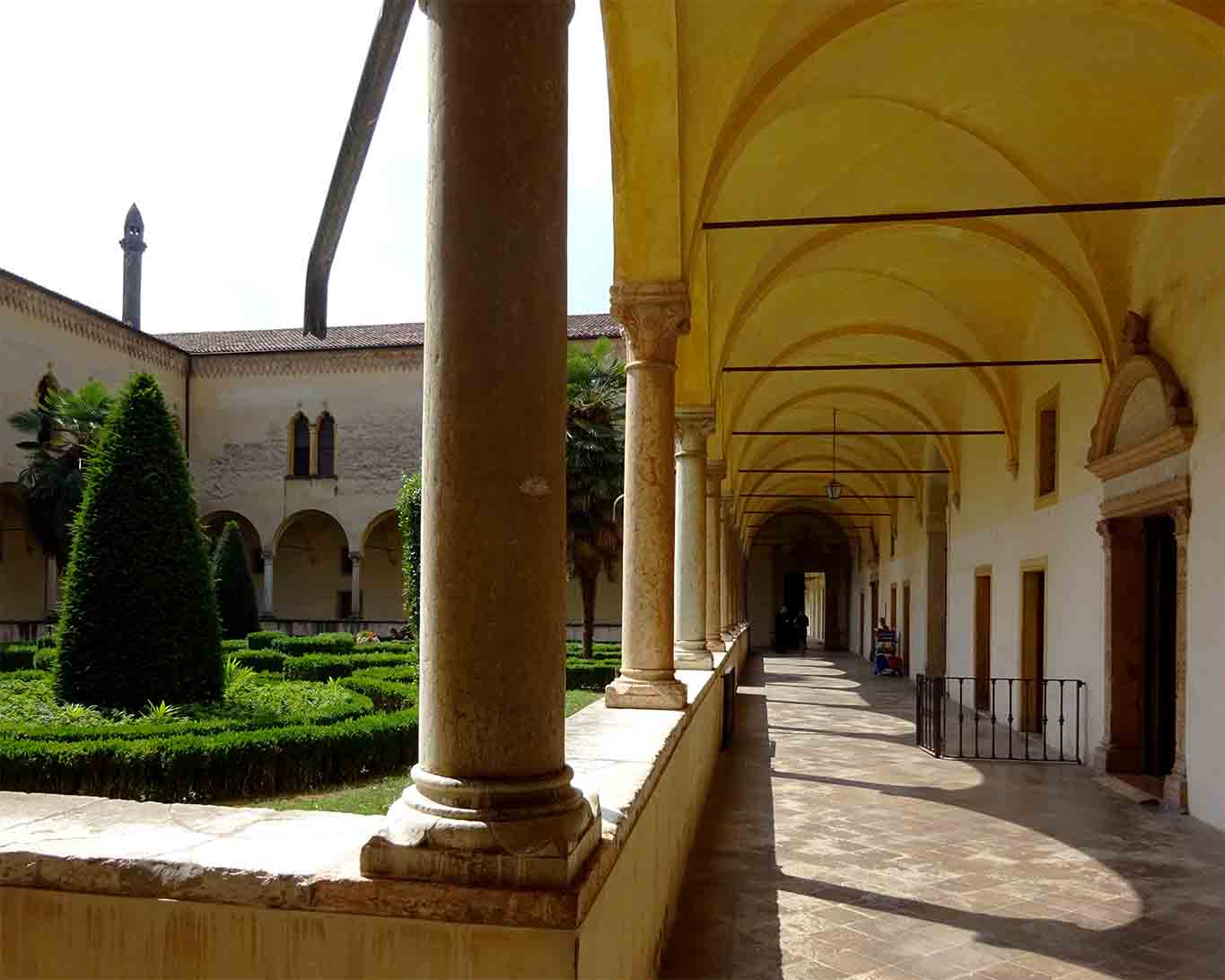 abbazia di praglia chiostro botanico