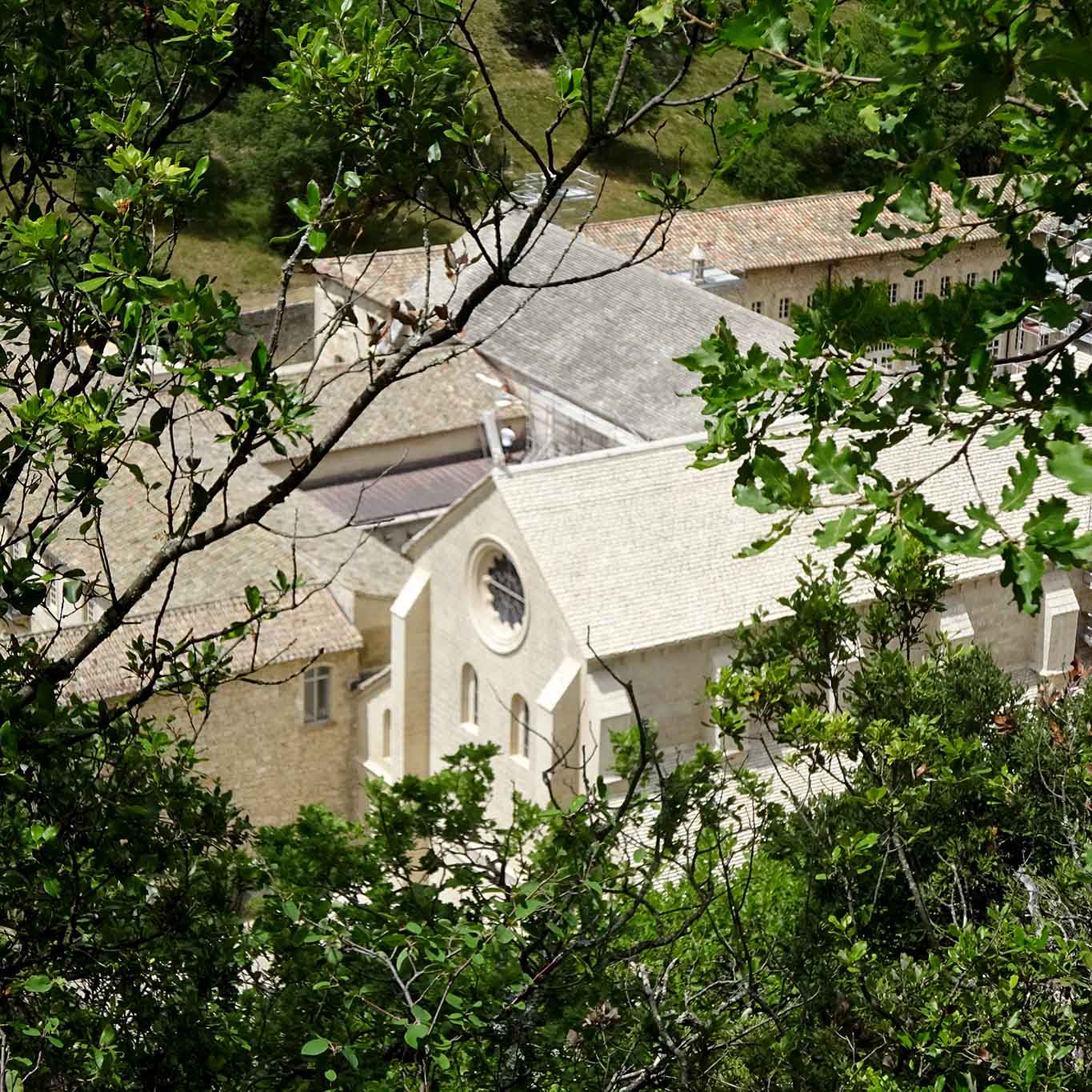durchblick kirche senanque