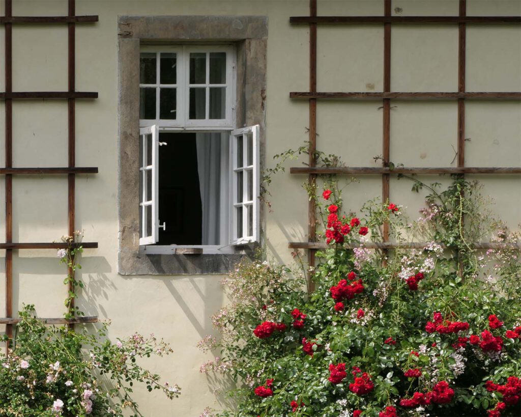 fenster mit rosengatter kloster wülfinghausen