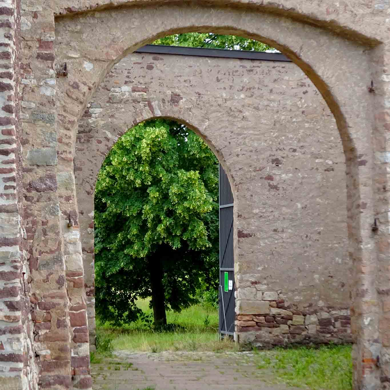 kloster helfta tor zum garten