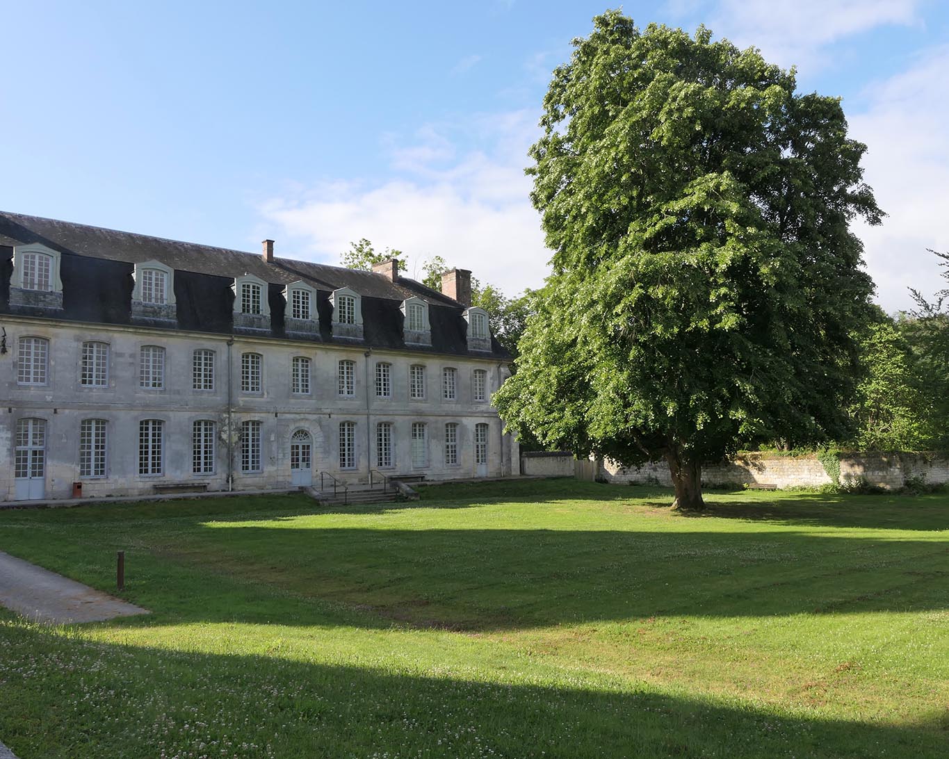 linde abbaye notre dame du bec helloiun