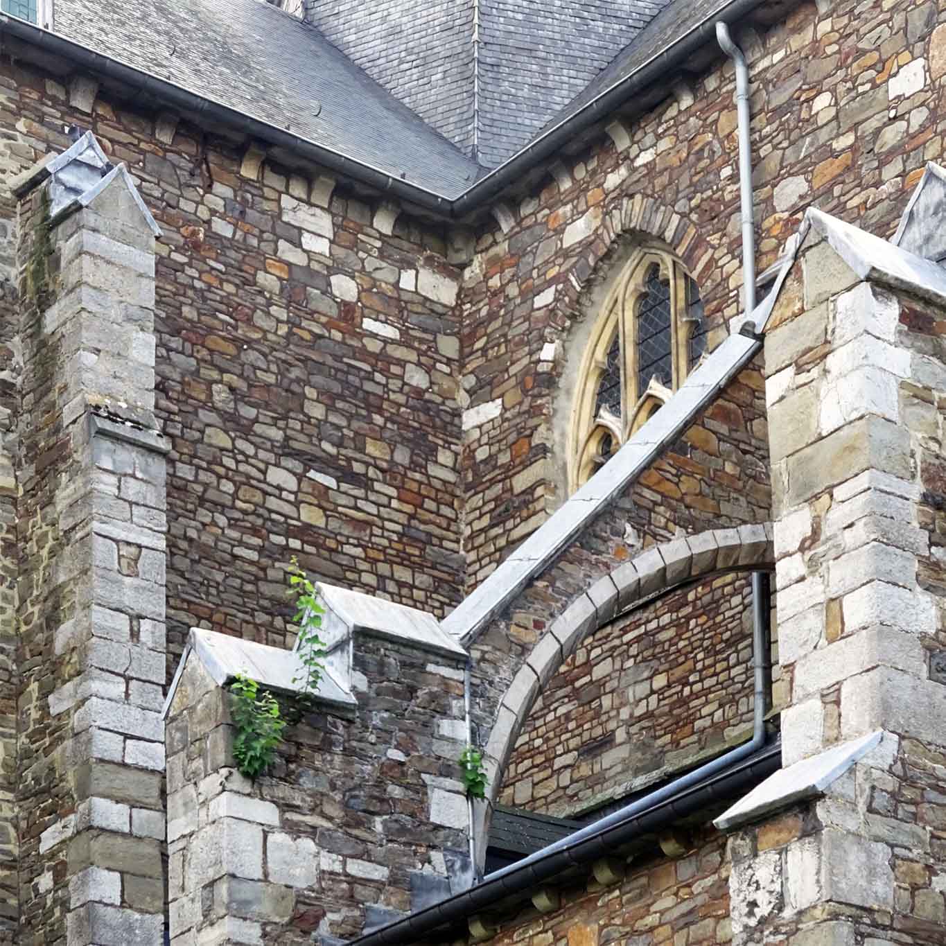 mauerwerk kirche abbaye du val dieu