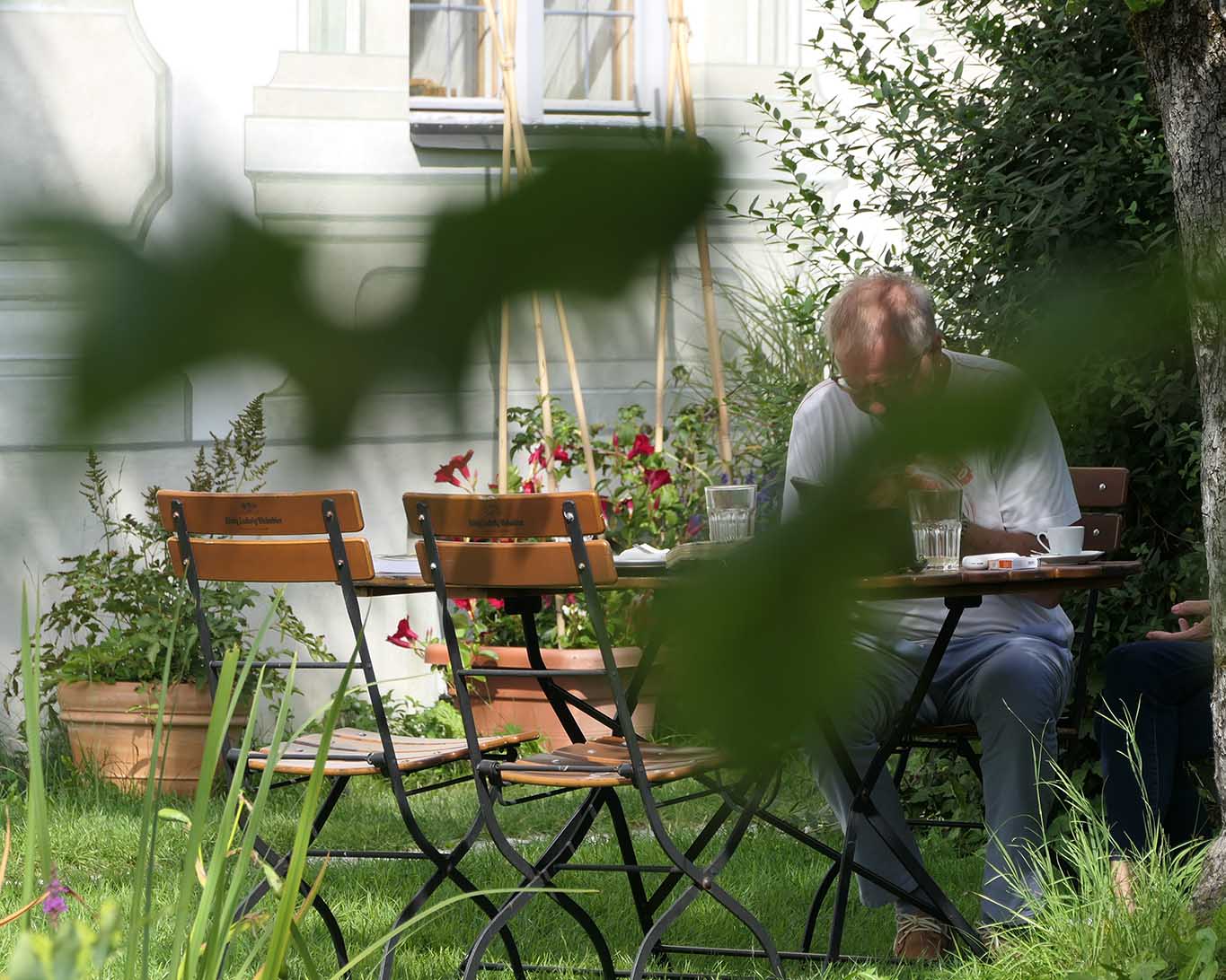 relaxed mood kloster benediktbeuern