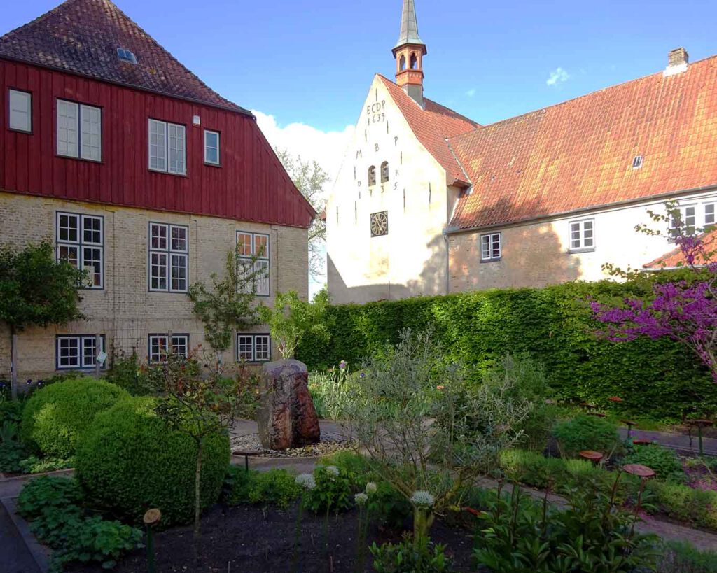 schleswig st johannis klostergartenprospekt