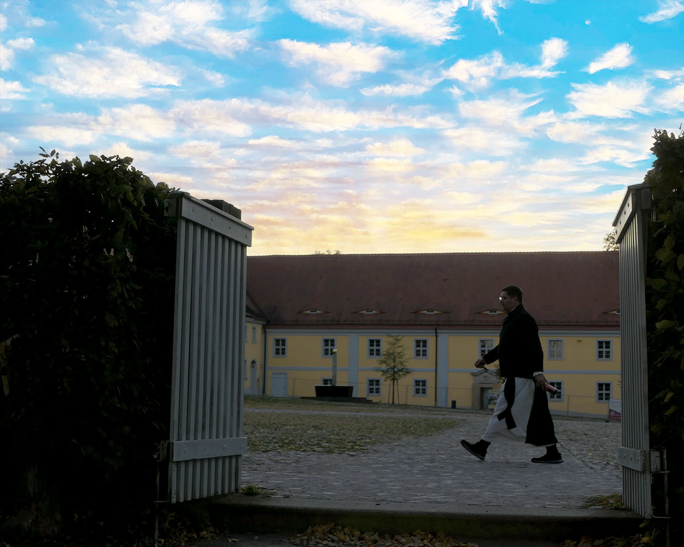 Zisterzienser aus Heiligkreuz wollen das Kloster Neuzelle wiederbesiedeln.