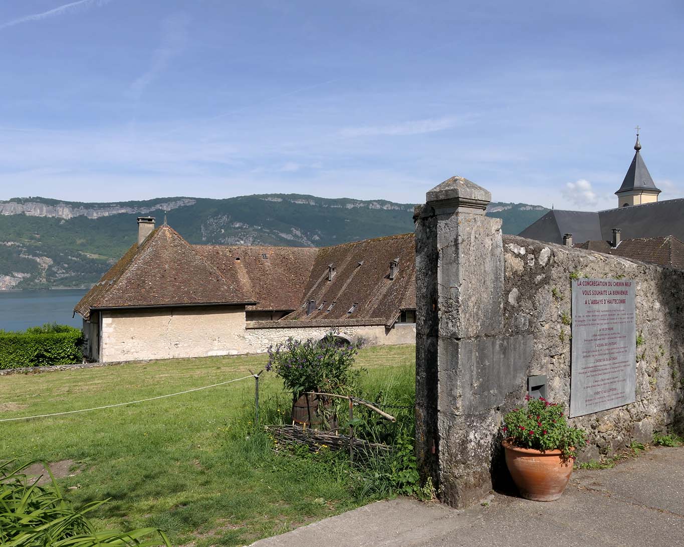 Die Potagerie der Abtei gaukelt illustrativ Gartenbau und Landwirtschaft vor. Sie gleicht einem potiemkischen Dorf.