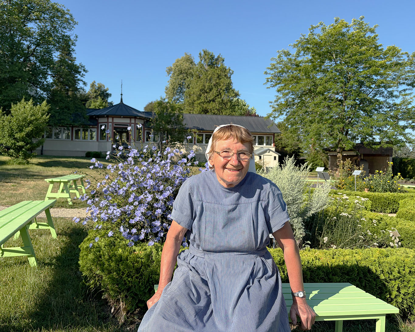 Schwester M. Birgit ist Gärtnerin mit Leib und Seele.