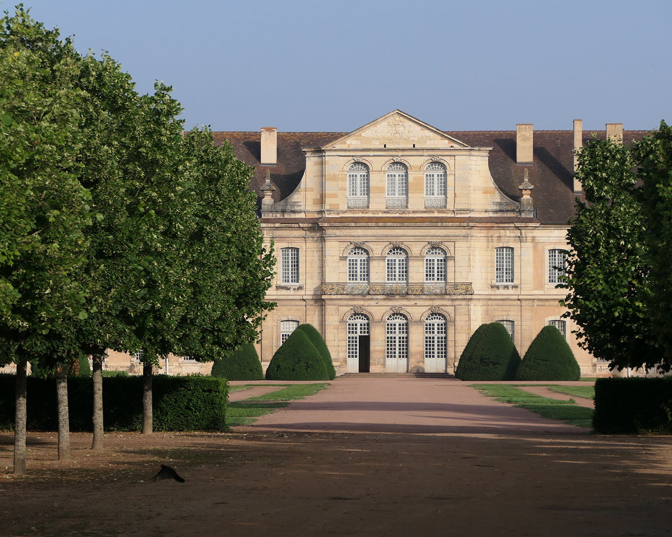 Blick auf die Südfront der ehemaligen Abtei von Cluny.